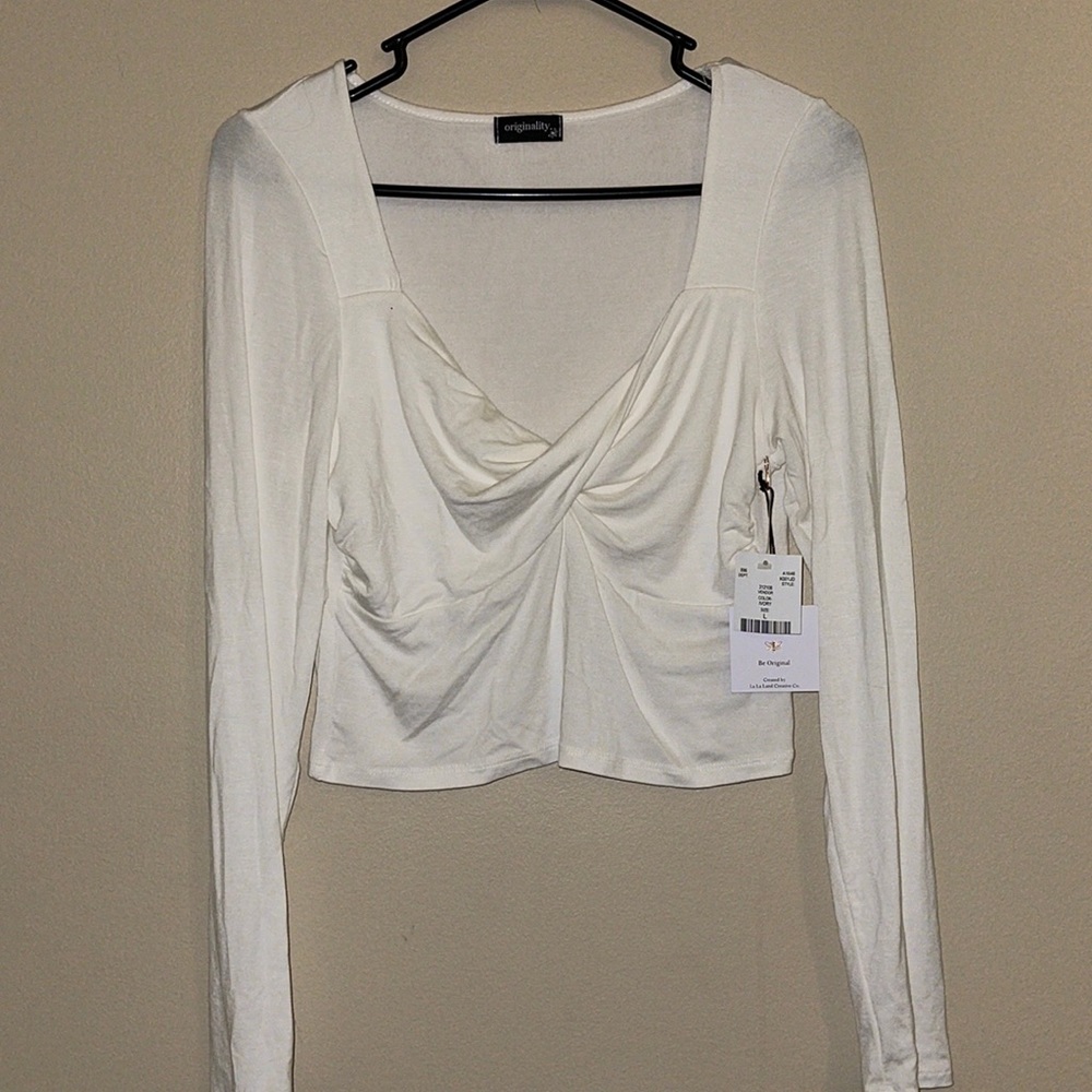 Size large white long sleeve brand new